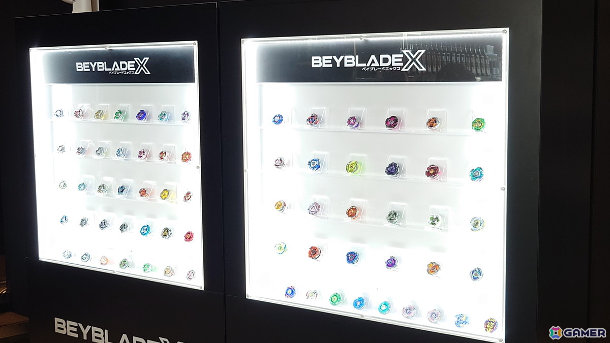「ベイブレード」コンセプトバー常設店「BEYBLADE BAR TOKYO」内覧会レポート！歴代のシリーズを楽しめる展示やメニューに加え、フリーバトルコーナーもの画像