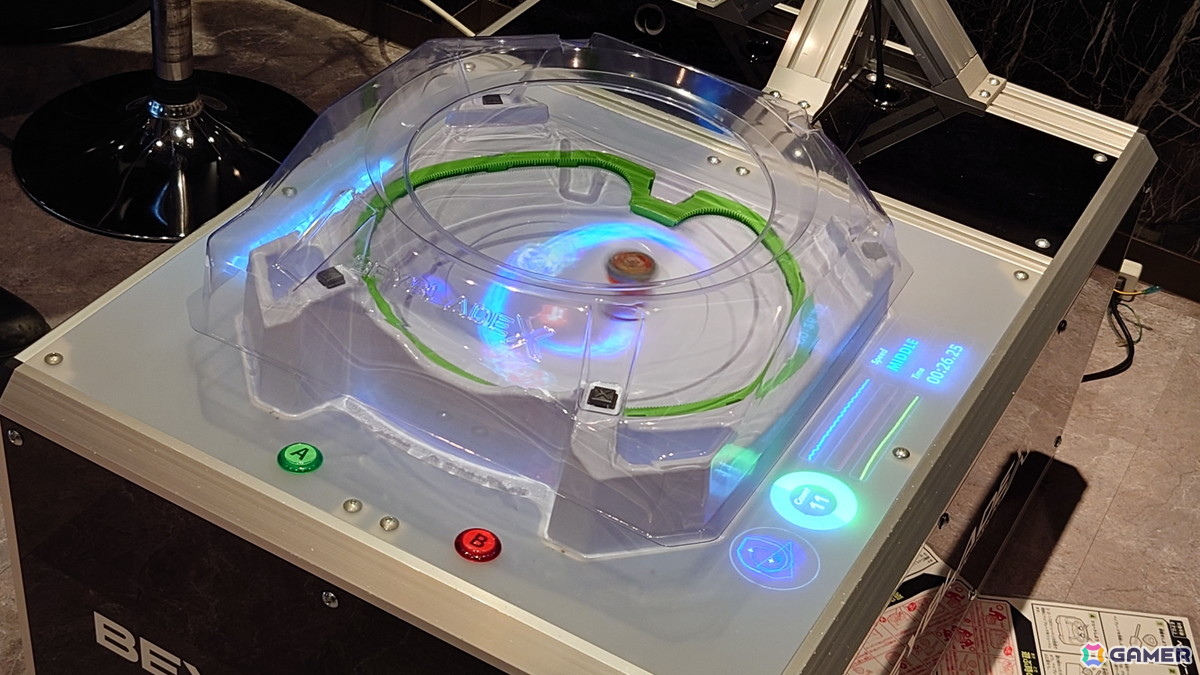 「ベイブレード」コンセプトバー常設店「BEYBLADE BAR TOKYO」内覧会レポート！歴代のシリーズを楽しめる展示やメニューに加え、フリーバトルコーナーもの画像