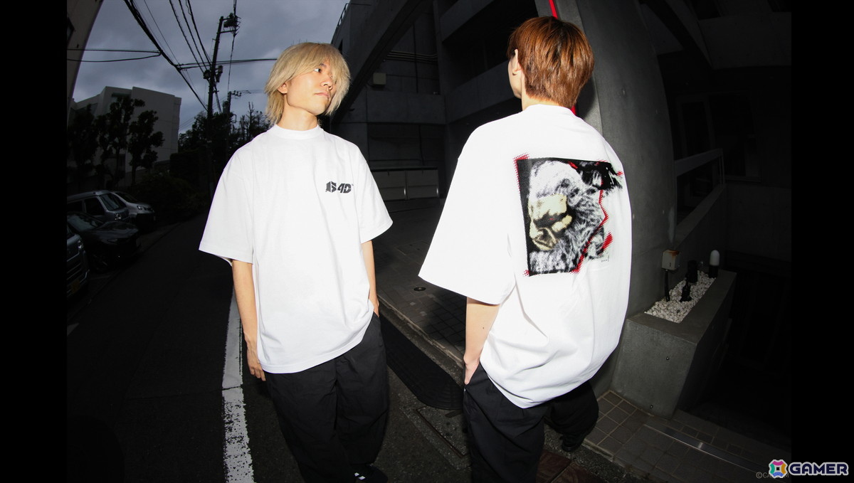 4Dで「スト6」とのコラボアパレルが展開!ジュリ、豪鬼をモチーフにしたヘビーウェイトTシャツ2種が登場の画像