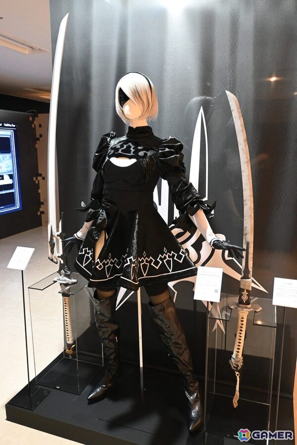 【ネタバレ注意】「NieR」シリーズファン必見の展示会をレポート！初期ゲーム企画書や等身大“ママ”など見どころ満載の画像
