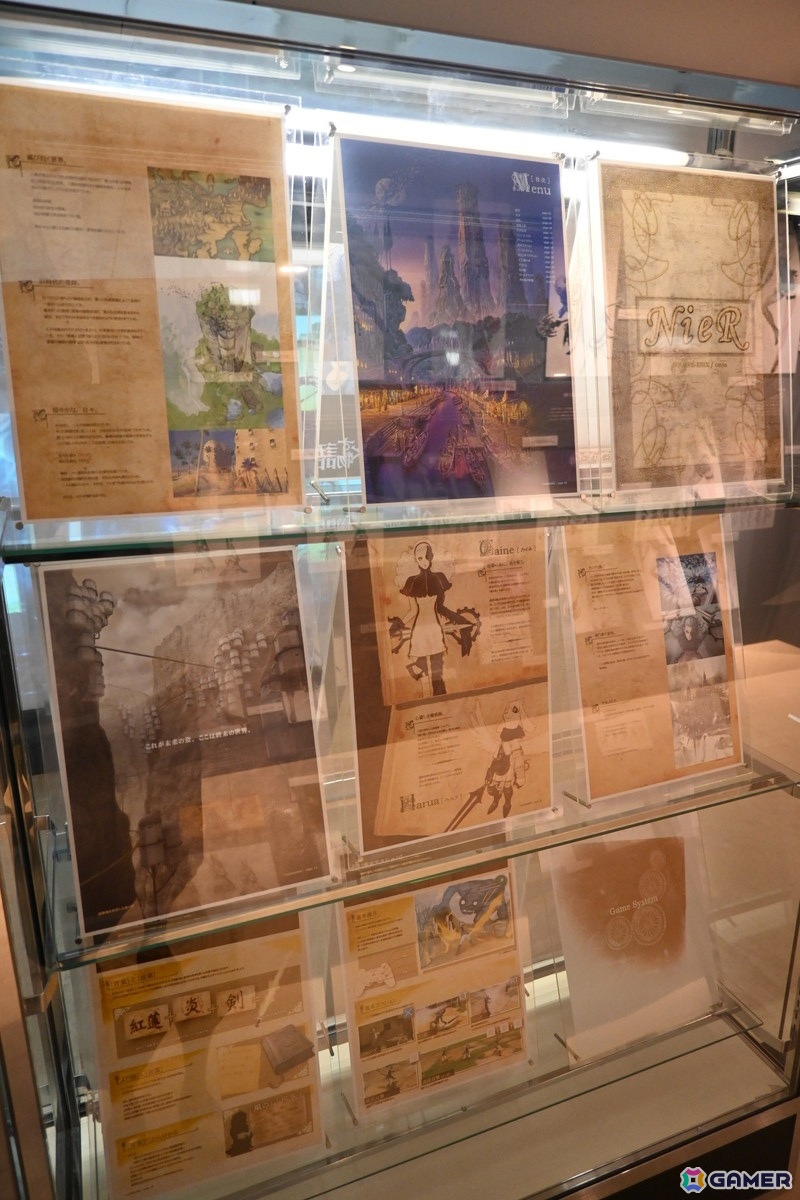 【ネタバレ注意】「NieR」シリーズファン必見の展示会をレポート！初期ゲーム企画書や等身大“ママ”など見どころ満載の画像