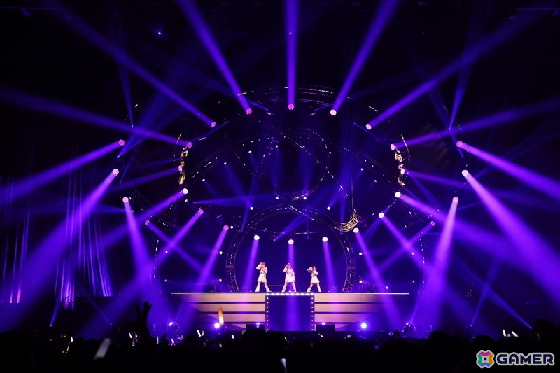 「シャニマス」7th UNITLIVE TOUR愛知公演DAY2レポート!アルストロメリアが「ハナムケのハナタバ」「太陽キッス」をカバーの画像