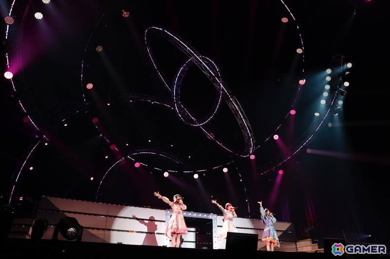 「シャニマス」7th UNITLIVE TOUR愛知公演DAY2レポート!アルストロメリアが「ハナムケのハナタバ」「太陽キッス」をカバーの画像