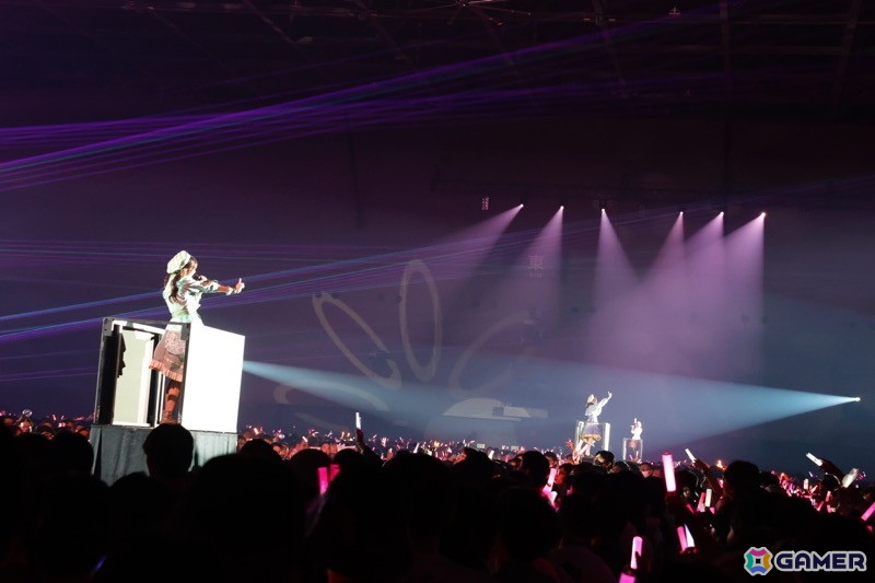 「シャニマス」7th UNITLIVE TOUR愛知公演DAY2レポート!アルストロメリアが「ハナムケのハナタバ」「太陽キッス」をカバーの画像