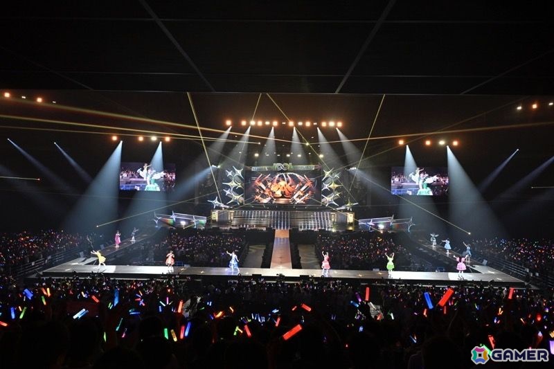 「アイマス」765プロオールスターズライブ「NEVER END IDOL!!!!!!!!!!!!!」で見た“20年間の愛着と思いが詰まったステージ”の画像