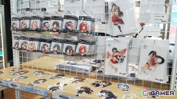 「グランエンタス夏祭り2025 with アクアプラス×キュアメイドカフェ」フォトレポート!イラストたっぷりの展示に「ToHeart」「うたわれるもの」などのメニューもの画像