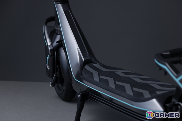 AVIOTが設計・開発、河森正治氏がデザインを担当する共同プロジェクト「AVIOT Ridepiece Project」の第一弾となる電動キックボードが一般販売開始！の画像10