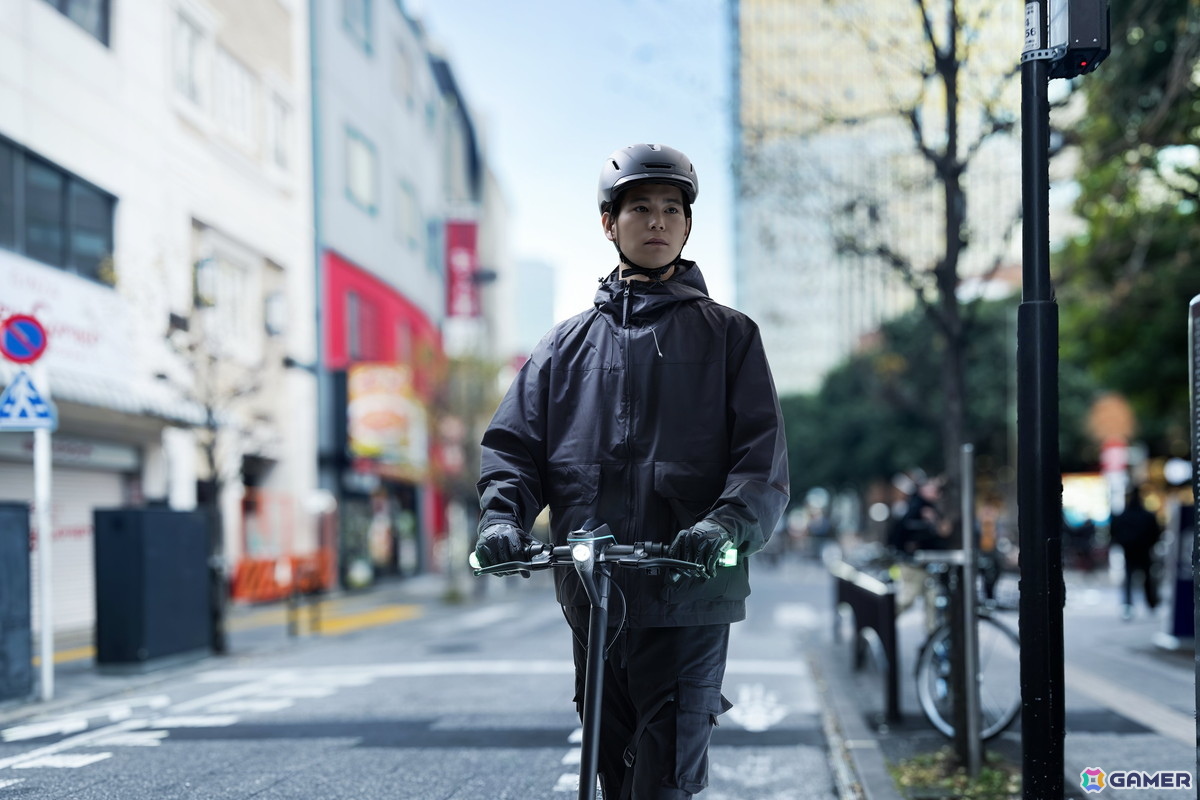 AVIOTが設計・開発、河森正治氏がデザインを担当する共同プロジェクト「AVIOT Ridepiece Project」の第一弾となる電動キックボードが一般販売開始!の画像