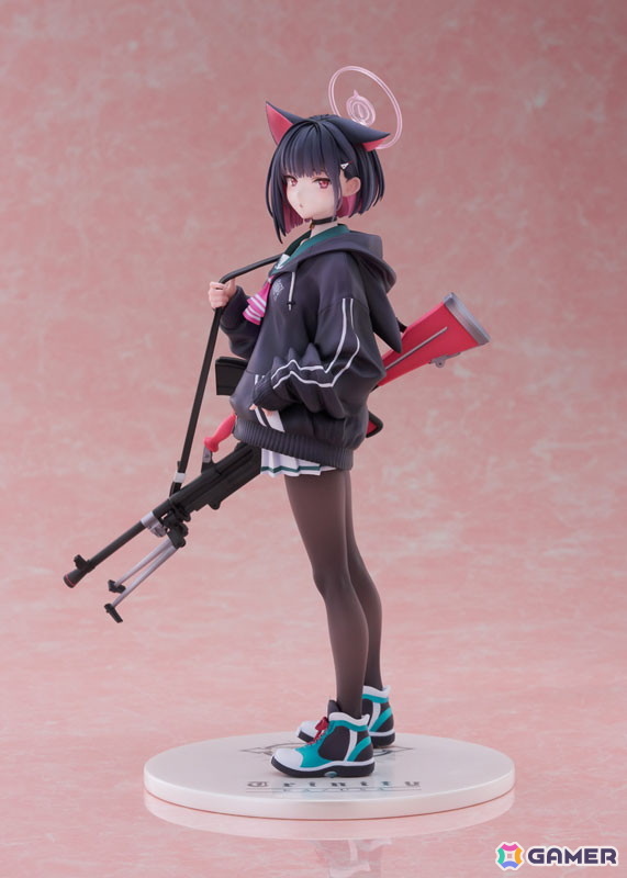 ブルアカ」ほんのり染まった頬やゆったりしたパーカー姿などカズサの