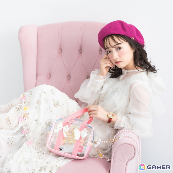 「カードキャプターさくら クリアカード編」よりちょっぴりレトロでかわいい腕時計、スマホストラップ&フォンタブ、クリアバッグの全5アイテムが登場!の画像