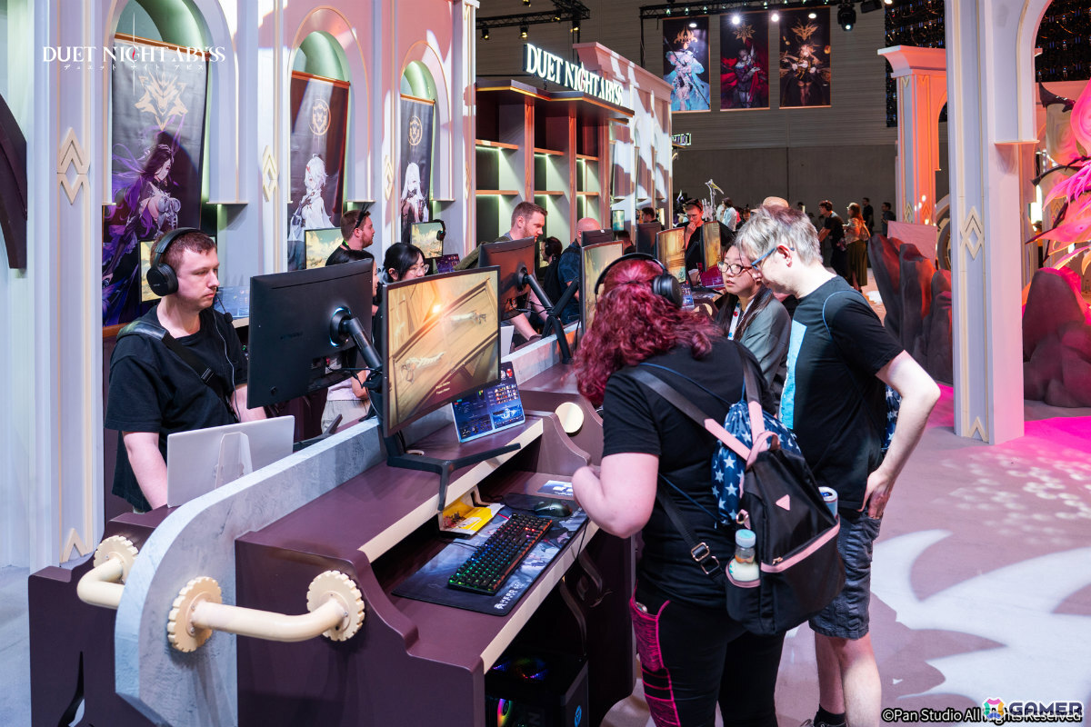 「デュエットナイトアビス」がgamescom 2025に出展！マルチキャラクターバトルの疾走感を味わえるPVや現地の様子も公開の画像2