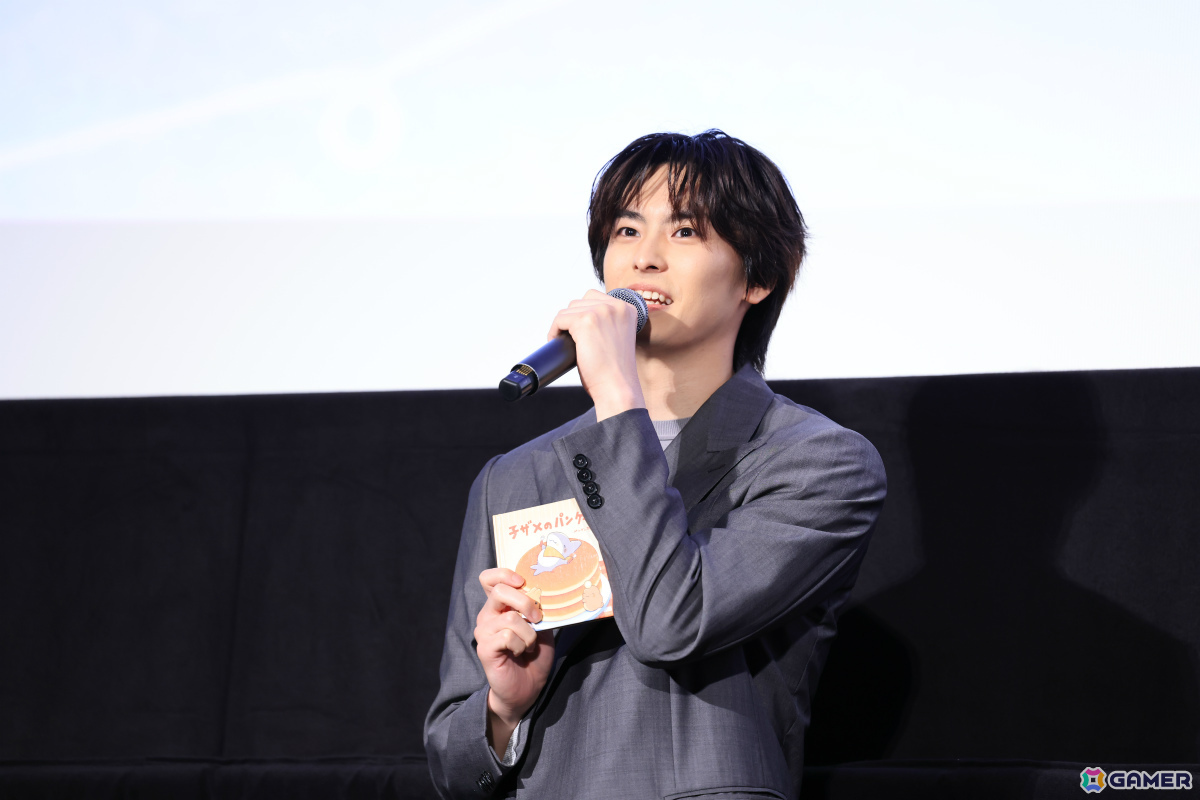 「映画 おでかけ子ザメ とかいのおともだち」公開初日舞台挨拶のレポートが公開！花澤香菜さんレクチャーのもと宮田俊哉さんら男性キャスト陣が“子ザメ語”を披露の画像