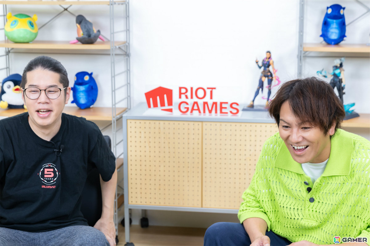 （左から）OooDaさん、狩野英孝さん