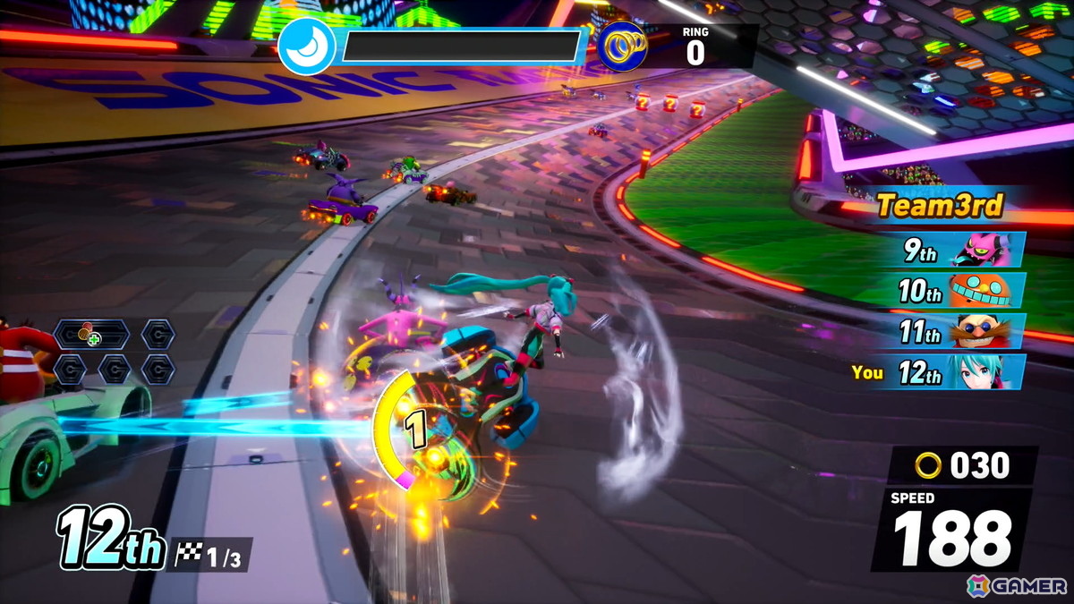 「ソニックレーシング クロスワールド」初音ミク、春日一番でプレイできた試遊会をレポート！クロノス島やホワイトスペースなどの新コースもの画像