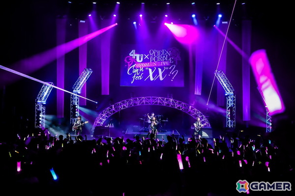 「ナナシス」4UとQOPの対バンライブがついに開催！「FALLING DOWN」「Star☆Glitter」バンドアレンジやコラボ曲「XX-FADE!!」含む新曲3曲も披露された模様をレポートの画像6