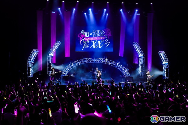 「ナナシス」4UとQOPの対バンライブがついに開催！「FALLING DOWN」「Star☆Glitter」バンドアレンジやコラボ曲「XX-FADE!!」含む新曲3曲も披露された模様をレポートの画像8