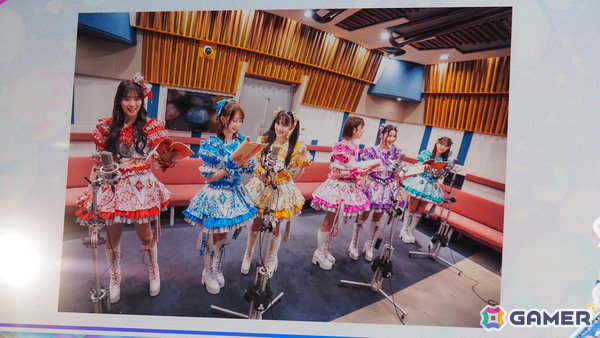 「ひみつのアイプリ」×「アイカツ！」コラボ発表会をレポート！大空あかりの衣装「ピンクパレードコーデ」を着たひまり、みつきが登場＆「START DASH SENSATION」も楽しめるの画像25