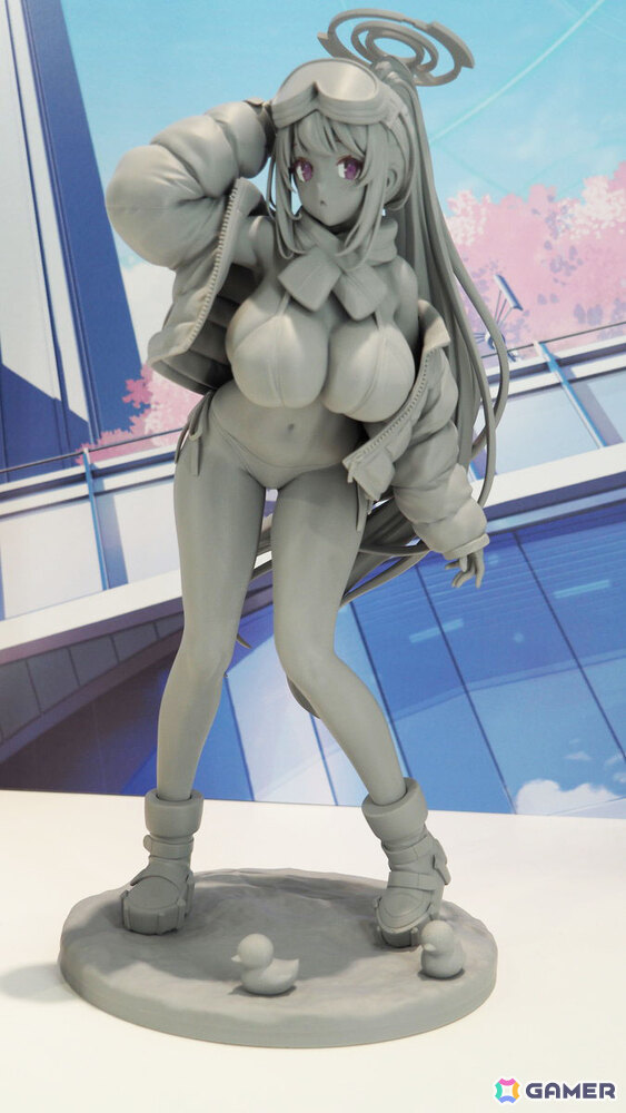 「ブルーアーカイブ 4.5th Anniversary POP UP STORE inアキバCOギャラリー」内覧レポート!新作フィギュア展示に加えてゲヘナの8人にフィーチャーしたグッズもの画像