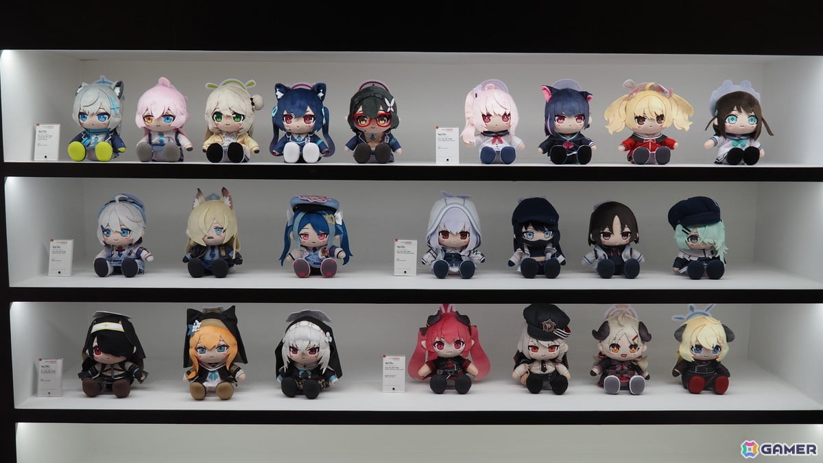「ブルーアーカイブ 4.5th Anniversary POP UP STORE inアキバCOギャラリー」内覧レポート！新作フィギュア展示に加えてゲヘナの8人にフィーチャーしたグッズもの画像55