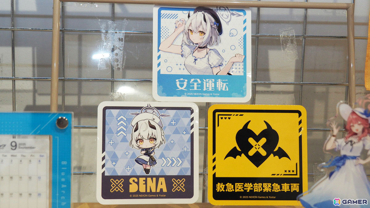 「ブルーアーカイブ 4.5th Anniversary POP UP STORE inアキバCOギャラリー」内覧レポート！新作フィギュア展示に加えてゲヘナの8人にフィーチャーしたグッズもの画像70