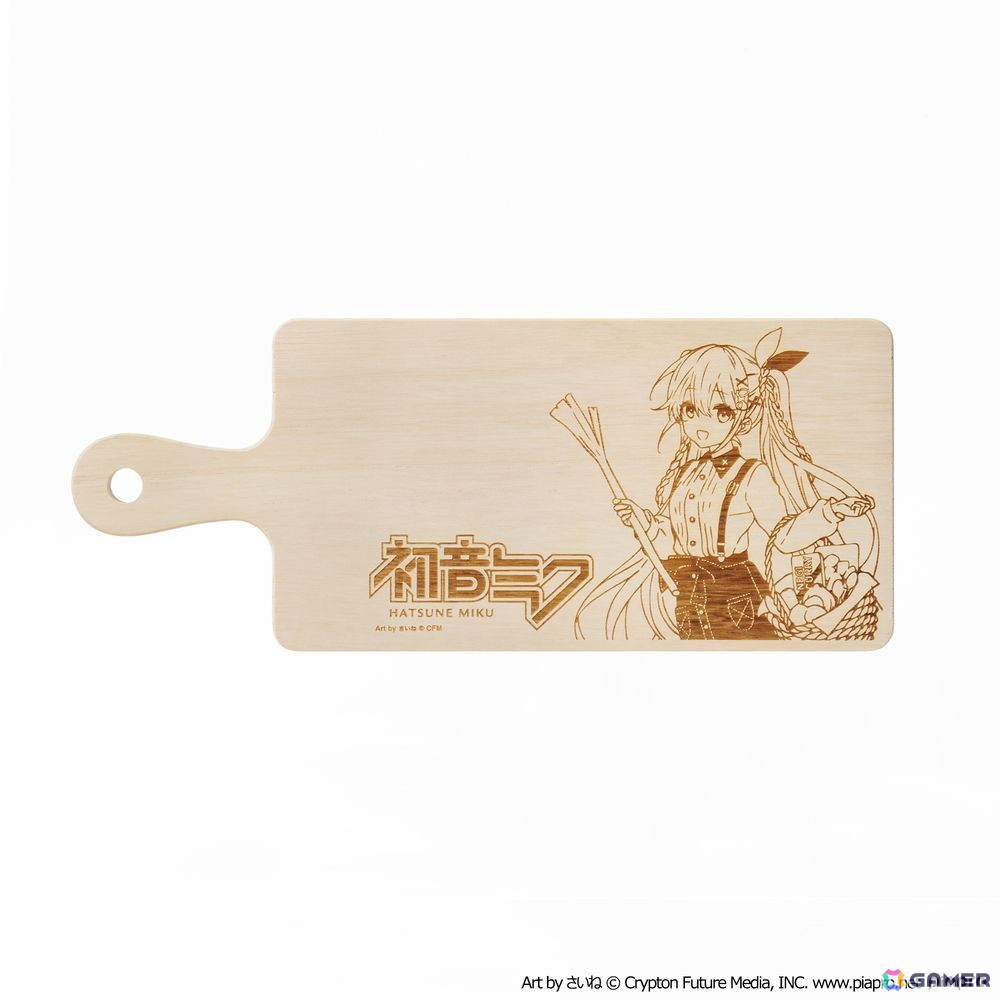 初音ミク×アウトドアグッズブランド「AOZORAGEAR」コラボによるブルーチタン包丁の受注販売が開始!さいね氏描き下ろしイラストを刀身にデザインの画像