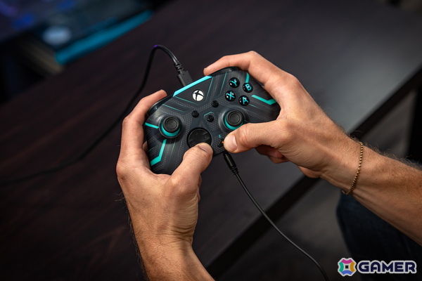 Xbox公式ライセンスを取得したTurtle Beachの有線ゲーミングコントローラー「Rematch Advanced」が発売！Control Hubアプリで細かなカスタマイズも可能の画像1