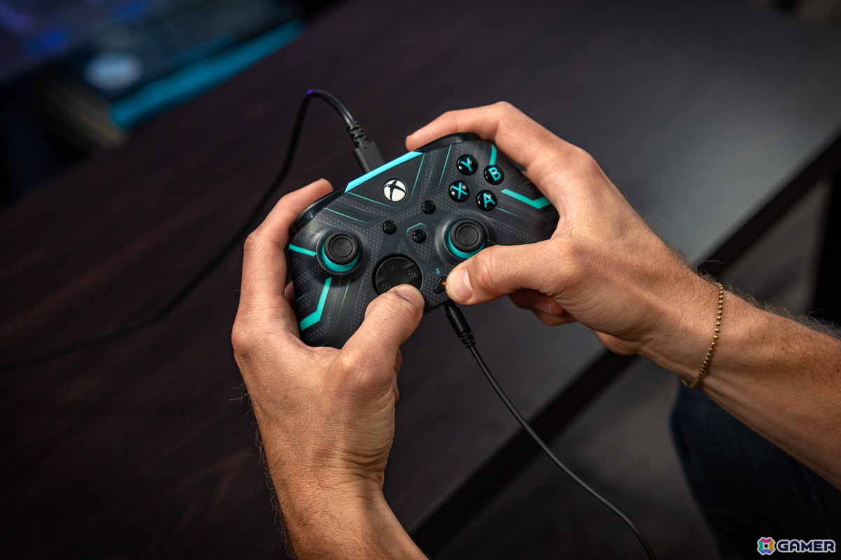 Xbox公式ライセンスを取得したTurtle Beachの有線ゲーミングコントローラー「Rematch Advanced」が発売!Control Hubアプリで細かなカスタマイズも可能の画像