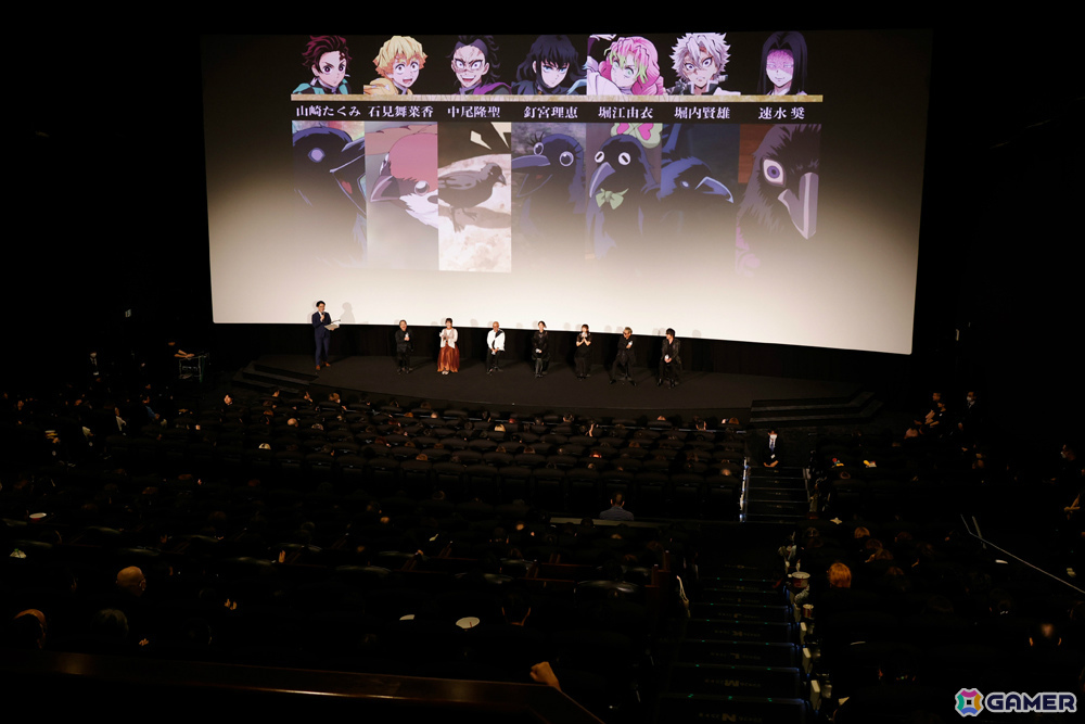 「劇場版『鬼滅の刃』無限城編 第一章 猗窩座再来」中尾隆聖さん、釘宮理恵さん、速水奨さんら“鎹鴉”キャスト7名が登壇した公開御礼舞台挨拶のイベントレポが公開！の画像