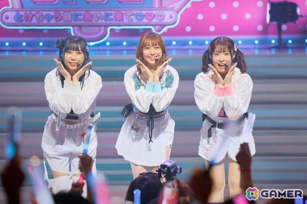 “はーい！何が好き？”の「愛♡スクリ～ム！」で注目の「ラブライブ！」AiScReam主催「TOPPING LIVE」レポートの画像4