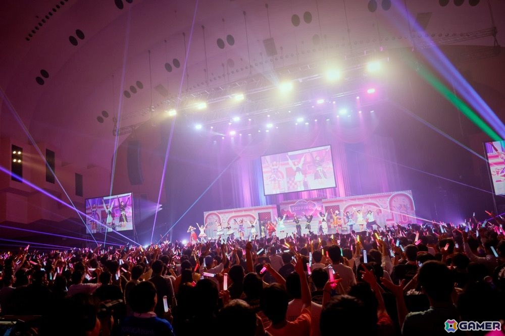 “はーい！何が好き？”の「愛♡スクリ～ム！」で注目の「ラブライブ！」AiScReam主催「TOPPING LIVE」レポートの画像