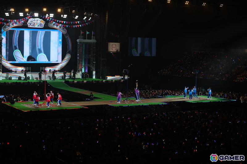 綱引き、パン食い競争、玉入れ、そして…ライブ!熱い戦いが繰り広げられた「学園アイドルマスター クラス対抗初星大運動会」1日目の模様をレポートの画像
