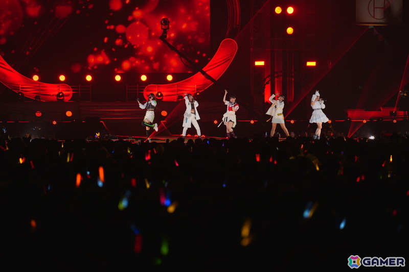綱引き、パン食い競争、玉入れ、そして…ライブ!熱い戦いが繰り広げられた「学園アイドルマスター クラス対抗初星大運動会」1日目の模様をレポートの画像