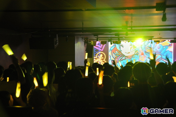 「アイカツアカデミー！配信部 プレゼンテーションライブ」レポート：「デミカツ」初の単独リアルライブでDear Destiny・Peace探偵団☆の2ユニットがオリジナル楽曲を披露！の画像