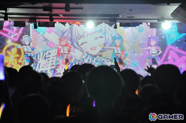 「アイカツアカデミー！配信部 プレゼンテーションライブ」レポート：「デミカツ」初の単独リアルライブでDear Destiny・Peace探偵団☆の2ユニットがオリジナル楽曲を披露！の画像