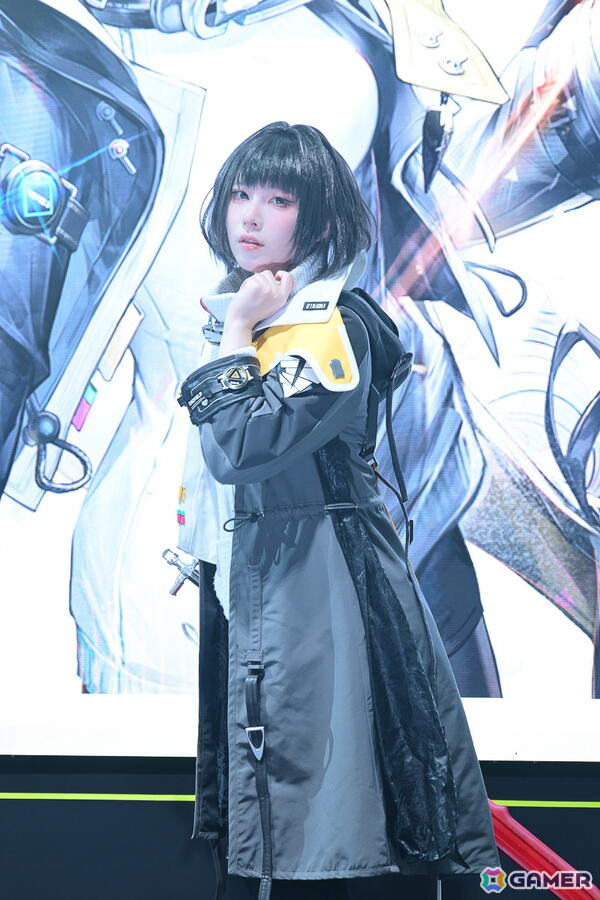 「アークナイツ:エンドフィールド」試遊&ブースレポート!「集成工業システム」を再現した大模な仕掛けとコスプレイヤーのステージがアツい【TGS2025】の画像