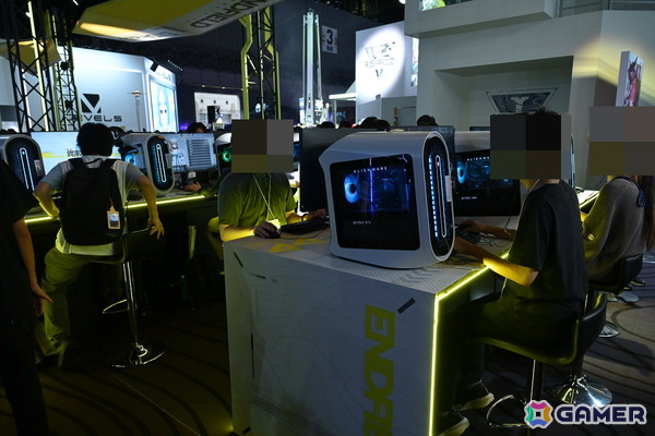 「アークナイツ：エンドフィールド」試遊＆ブースレポート！「集成工業システム」を再現した大模な仕掛けとコスプレイヤーのステージがアツい【TGS2025】の画像3