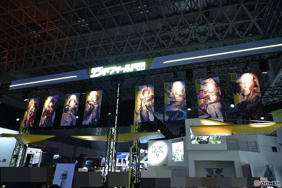 「アークナイツ:エンドフィールド」試遊&ブースレポート!「集成工業システム」を再現した大模な仕掛けとコスプレイヤーのステージがアツい【TGS2025】の画像