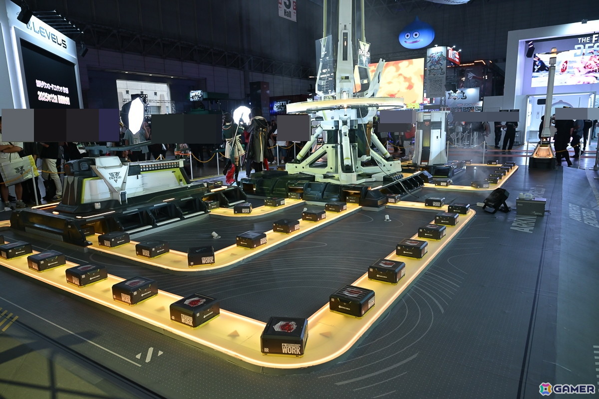 「アークナイツ:エンドフィールド」試遊&ブースレポート!「集成工業システム」を再現した大模な仕掛けとコスプレイヤーのステージがアツい【TGS2025】の画像