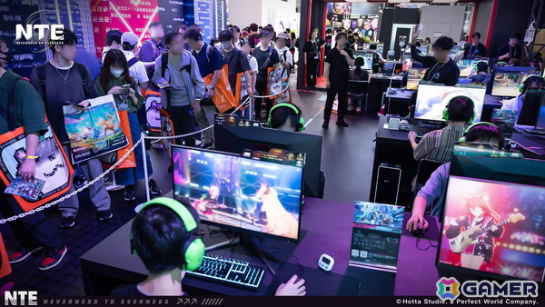 「NTE: Neverness to Everness」TGS2025の現場レポートが公開！3プラットフォームでの試遊やゲストによるステージ、コスプレイヤーも集結の画像3