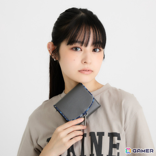 アニメ「忍たま乱太郎」雑渡昆奈門や私服姿の土井先生をイメージしたバッグ、アウター、三つ折り財布が登場!の画像