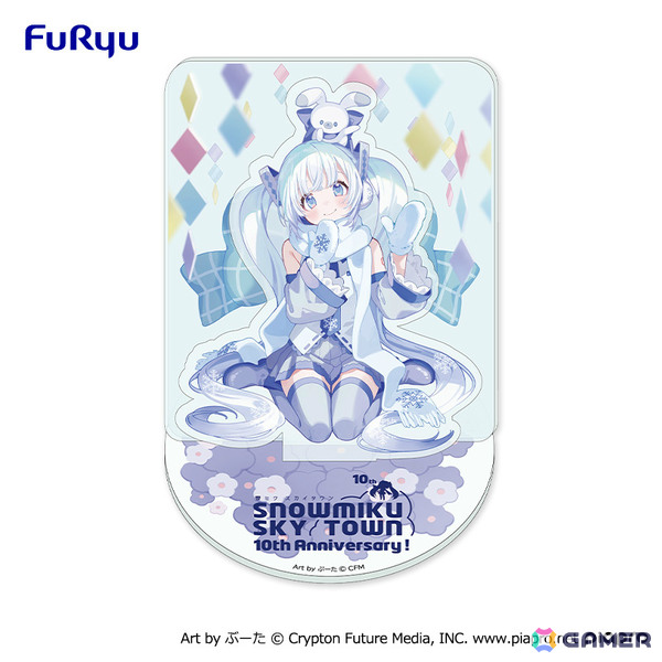 「雪ミク」がフリュー初のプライズ化！ぶーた氏のイラストをもとにしたぬいぐるみやアクスタ、ぬーどるストッパーなどが登場の画像5