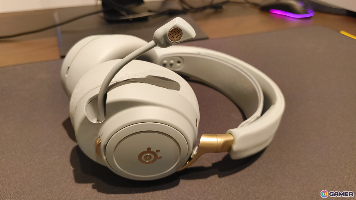 SteelSeriesの新たなフラグシップとなるヘッドセット「Arctis Nova Elite」を体験！世界初のHi-Resワイヤレス対応や高級感のあるデザインが特徴の画像