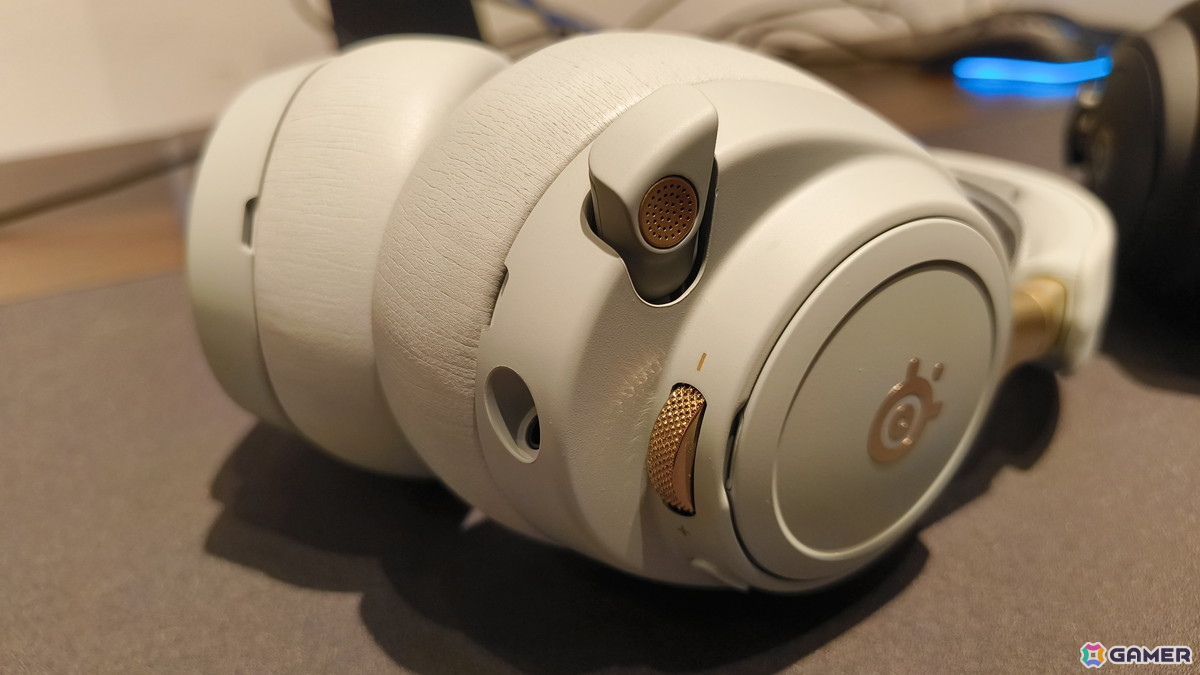 SteelSeriesの新たなフラグシップとなるヘッドセット「Arctis Nova Elite」を体験！世界初のHi-Resワイヤレス対応や高級感のあるデザインが特徴の画像