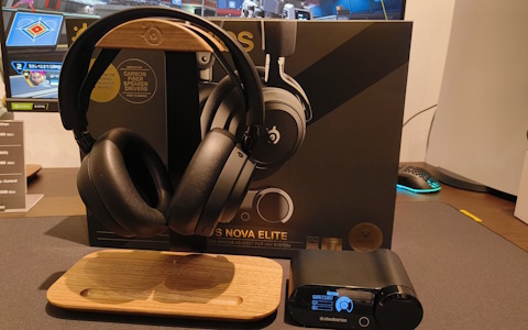 SteelSeriesの新たなフラグシップとなるヘッドセット「Arctis Nova Elite」を体験！世界初のHi-Resワイヤレス対応や高級感のあるデザインが特徴