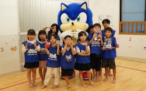 関東圏の学童施設にソニックのグッズをプレゼントするプロジェクト「Gifts from Sonic ～ソニックとともだちになろう～」が始動