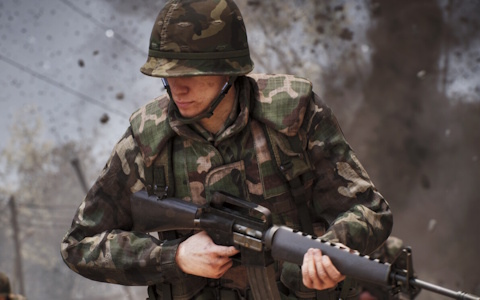 「Rising Storm」シリーズの精神的続編を謳う大規模FPS「'83」のベータ版プレイ映像をお届け！リアルながらも遊びやすい本作ならではの魅力を紹介