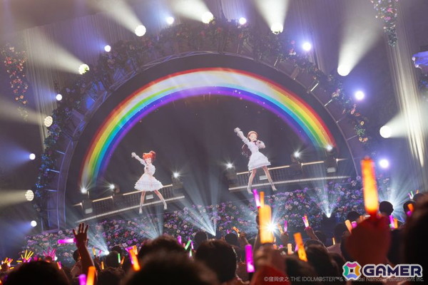 「アイマス」ライブイベント「高槻やよい・水瀬伊織 twin live」レポート――花をテーマに笑顔と心温まるステージの画像91
