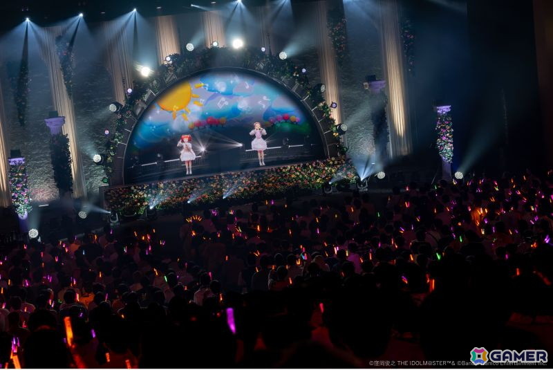 「アイマス」ライブイベント「高槻やよい・水瀬伊織 twin live」レポート――花をテーマに笑顔と心温まるステージの画像