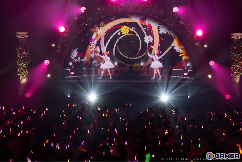 「アイマス」ライブイベント「高槻やよい・水瀬伊織 twin live」レポート――花をテーマに笑顔と心温まるステージの画像