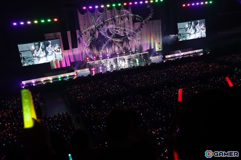 「シャニマス」7thライブツアーファイナル公演「螺旋」DAY2レポート！放クラ「乱舞る」初お披露目など、ライブ千秋楽を怒涛のセットリストで締めくくるの画像